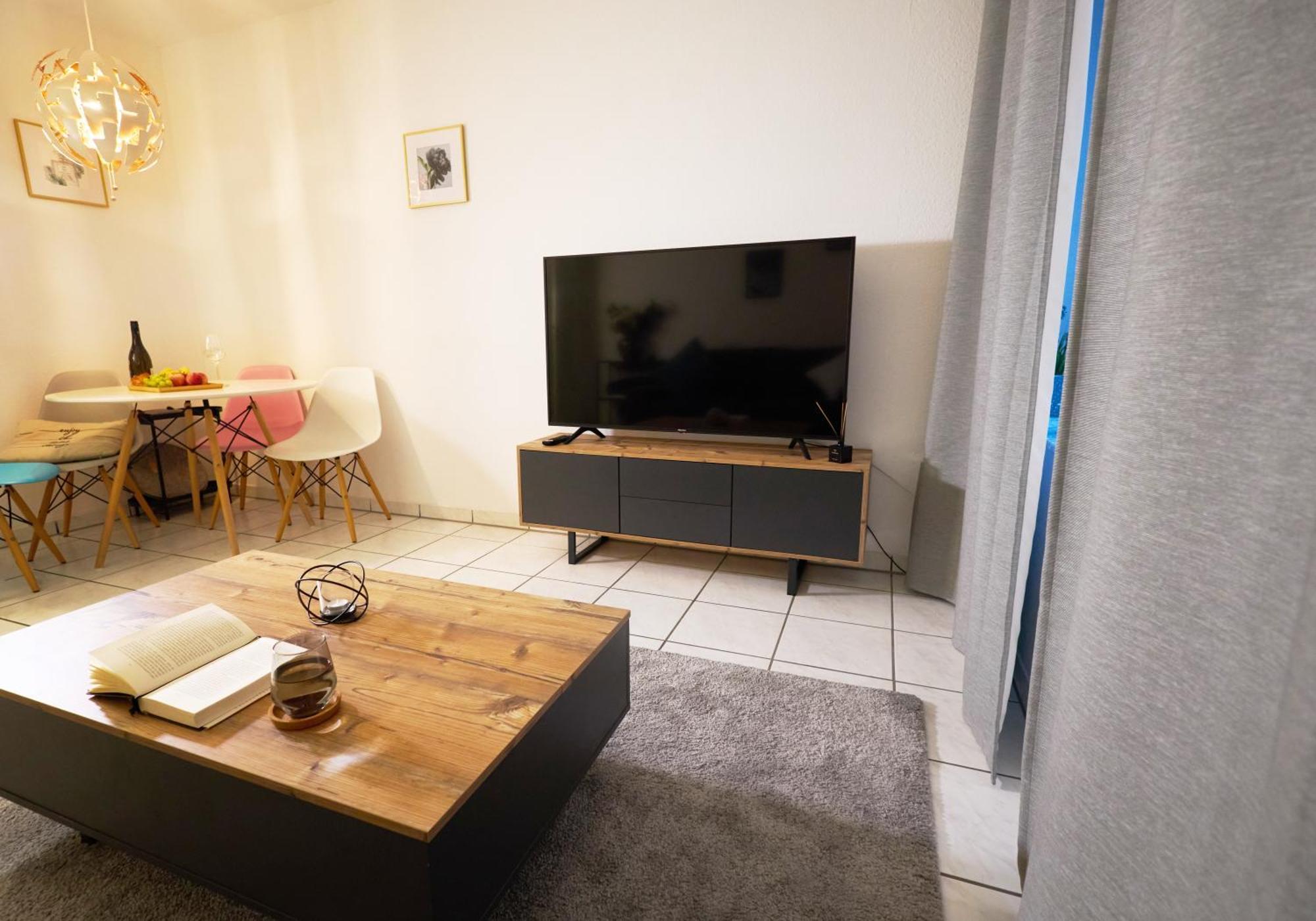 Gemuetliche 2Zi. Wohnung 塞利根施塔特 外观 照片